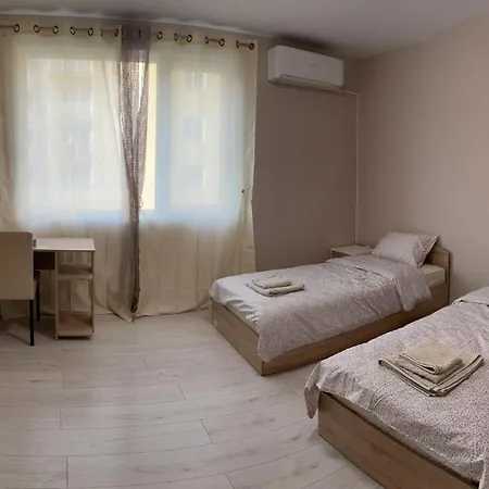 Apartment Mladost 2 - Free Parking Sofia
